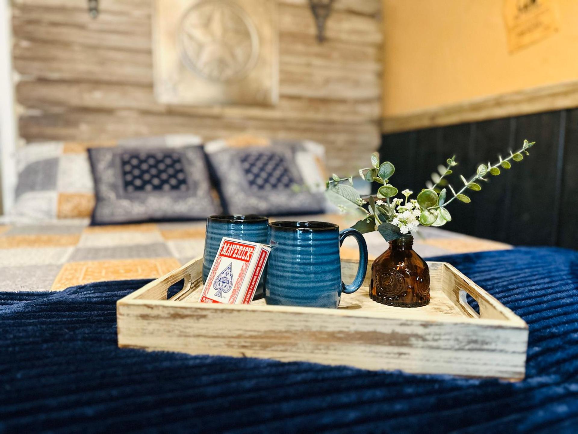 Acorn Hideaways Canton Rustic Old West Frontier Suite Eksteriør bilde